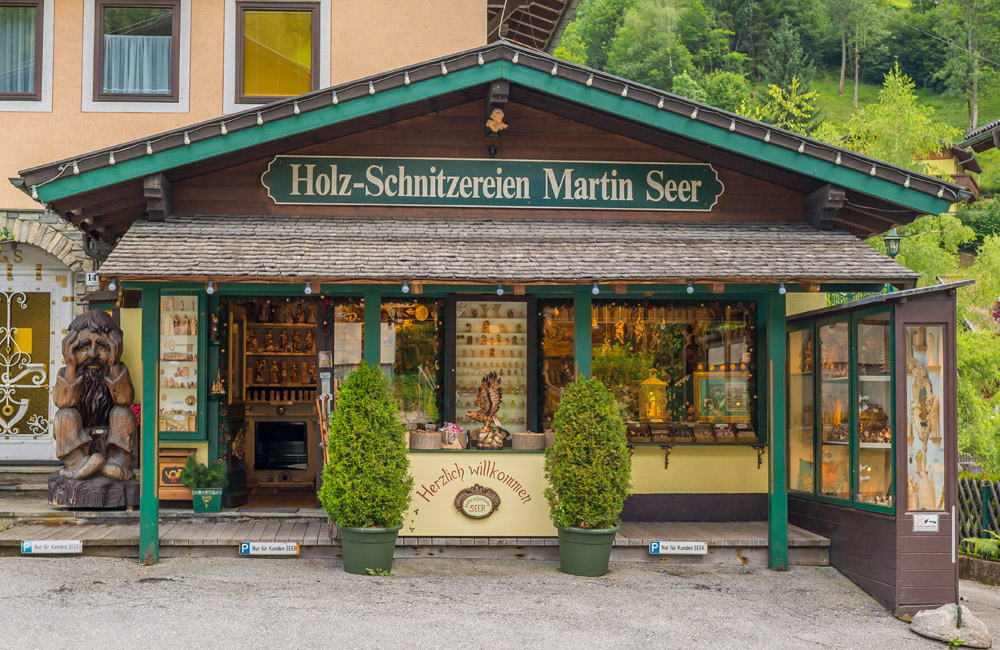 Holzschnitzerei Martin Seer, Markt 147 in Wagrain